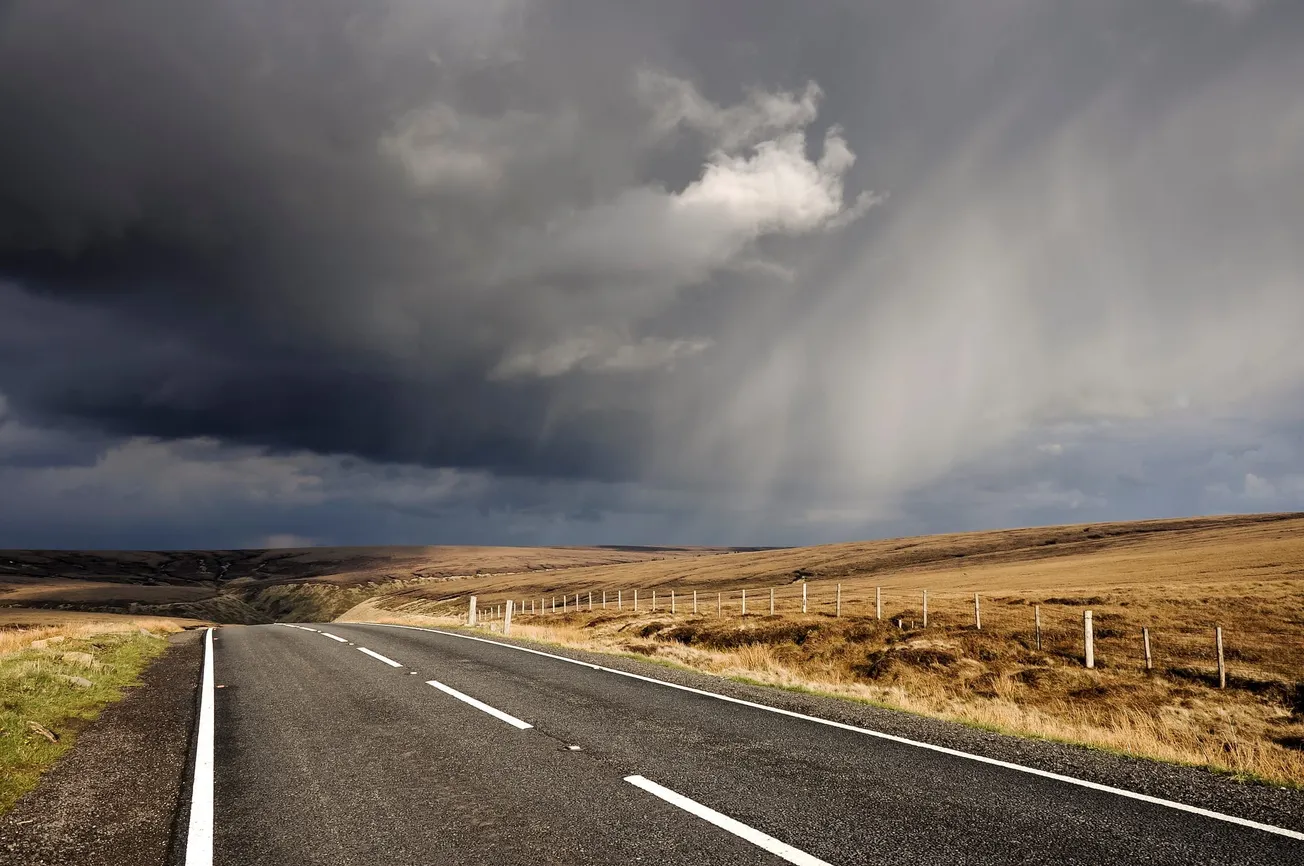 A six-lane motorway over the Peaks?