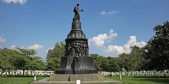 The Arlington Confederate Monument. 