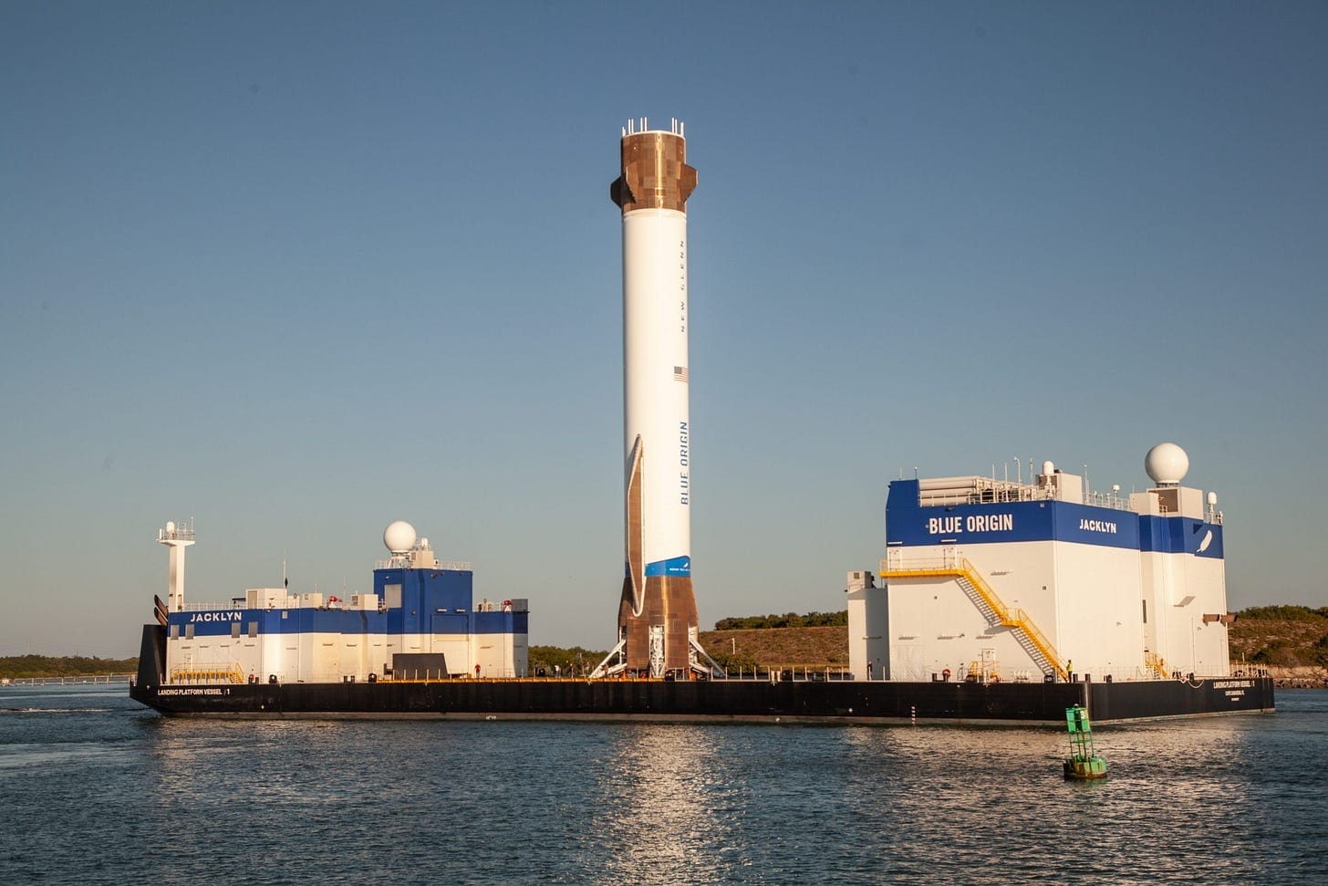 Blue Origin launches New Glenn, suffers issue deploying craft | Fortune