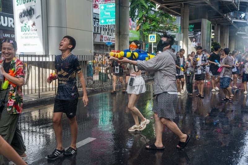 3,696 Bangkok Festival Songkran Thailand Stock Photos - Free & Royalty-Free  Stock Photos from Dreamstime