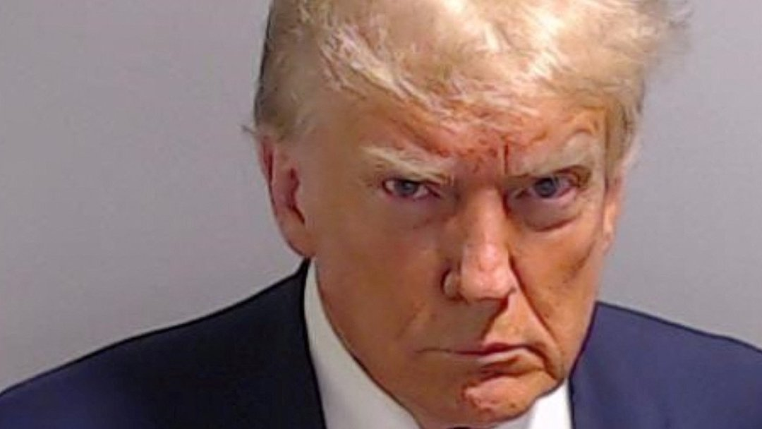 1.6.2025 - Iconic Mugshots