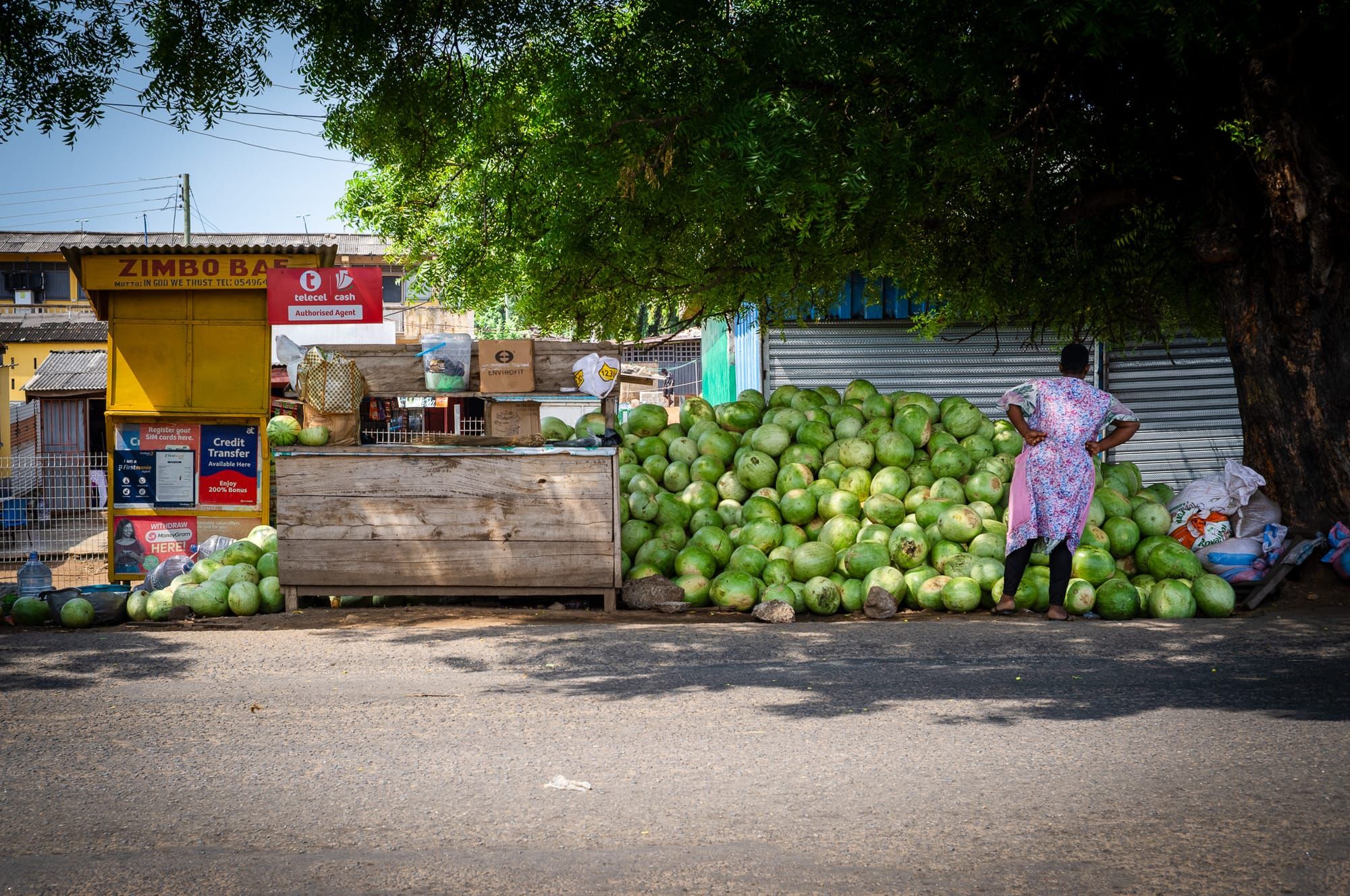 Stacking watermelons