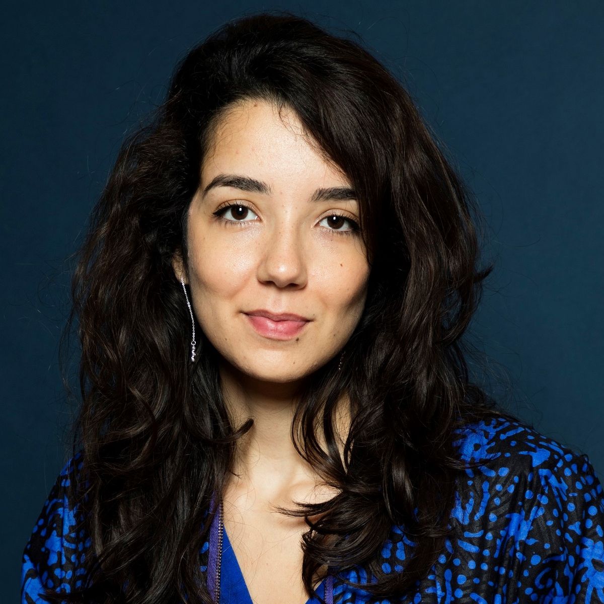 Portrait en Lettres Capitales : Hajar Azell