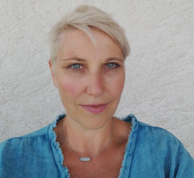 Cinque poèmes de Sandrine Davin