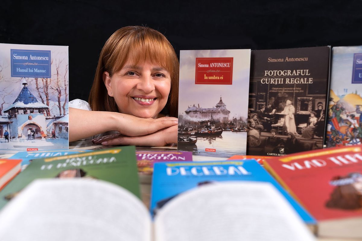 Portrait en Lettres Capitales : Simona Antonescu