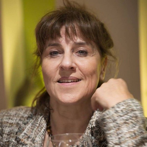 Sophie Képès - Désappartenir : « Le sentiment que certaines choses exigent d'être dites, tel est peut-être le seul moteur universalisable de l’écriture. »
