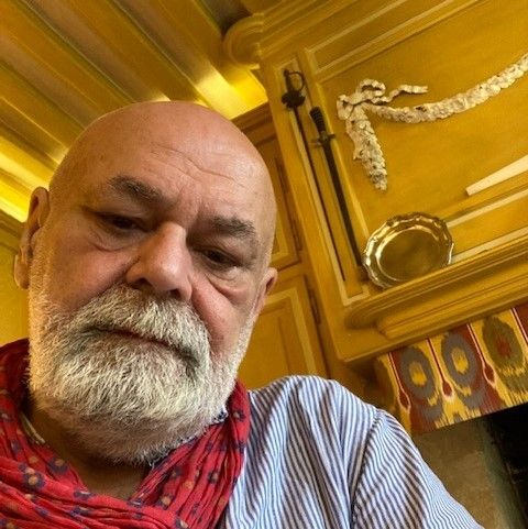 Interview. Călin Demetrescu : « Lire ce livre comme un polar à coulisses, dont chacune contribue à éclairer l’ensemble »