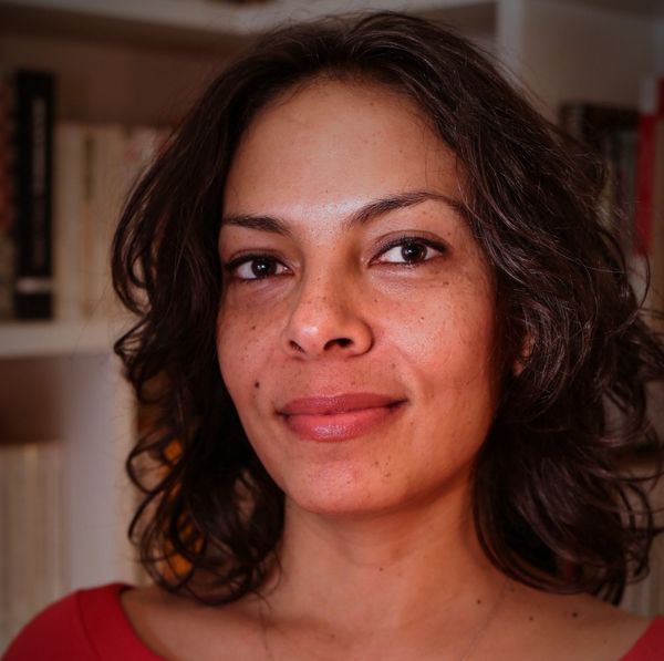 Jennifer Richard: Dans la rue