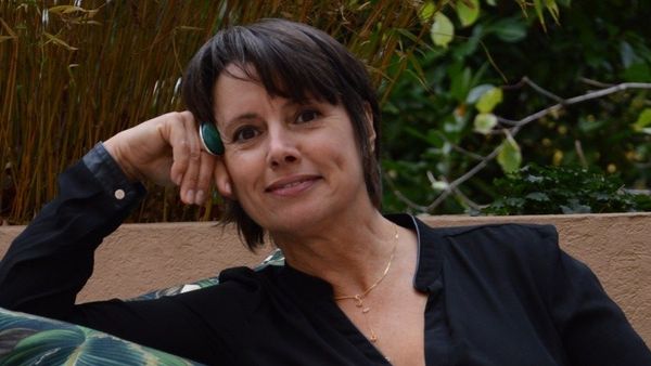 Supplications et thérapie des petits bobos sous le regard de «Dieu du ciel !»: un recueil de Lisa Neverre