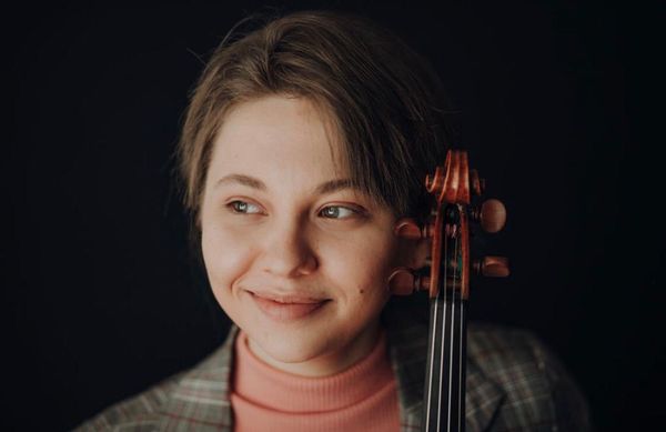 Interview. La violoniste roumaine Mălina Ciobanu en tournée de trois semaines avec West-Eastern Divan Orchestra dirigé par Daniel Barenboim