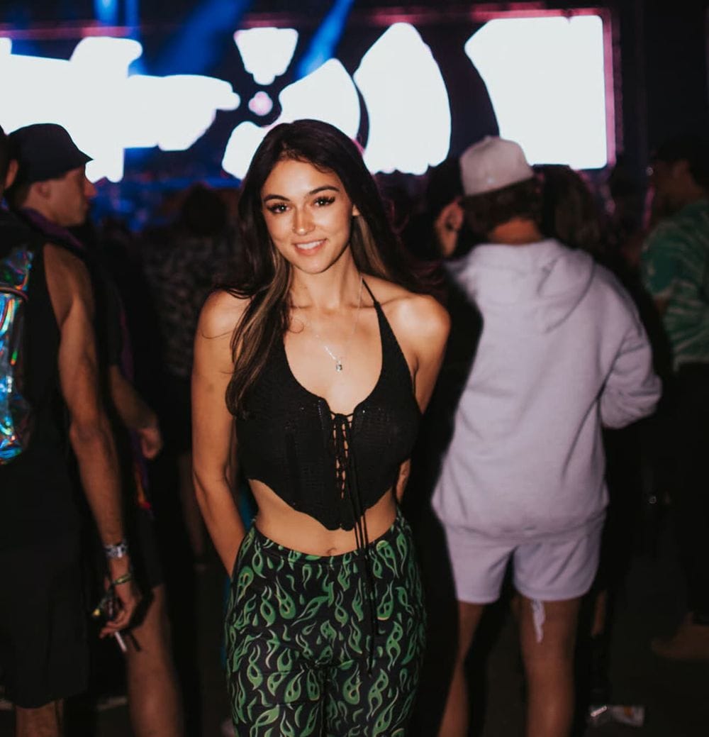 👋 Courtney Ferris