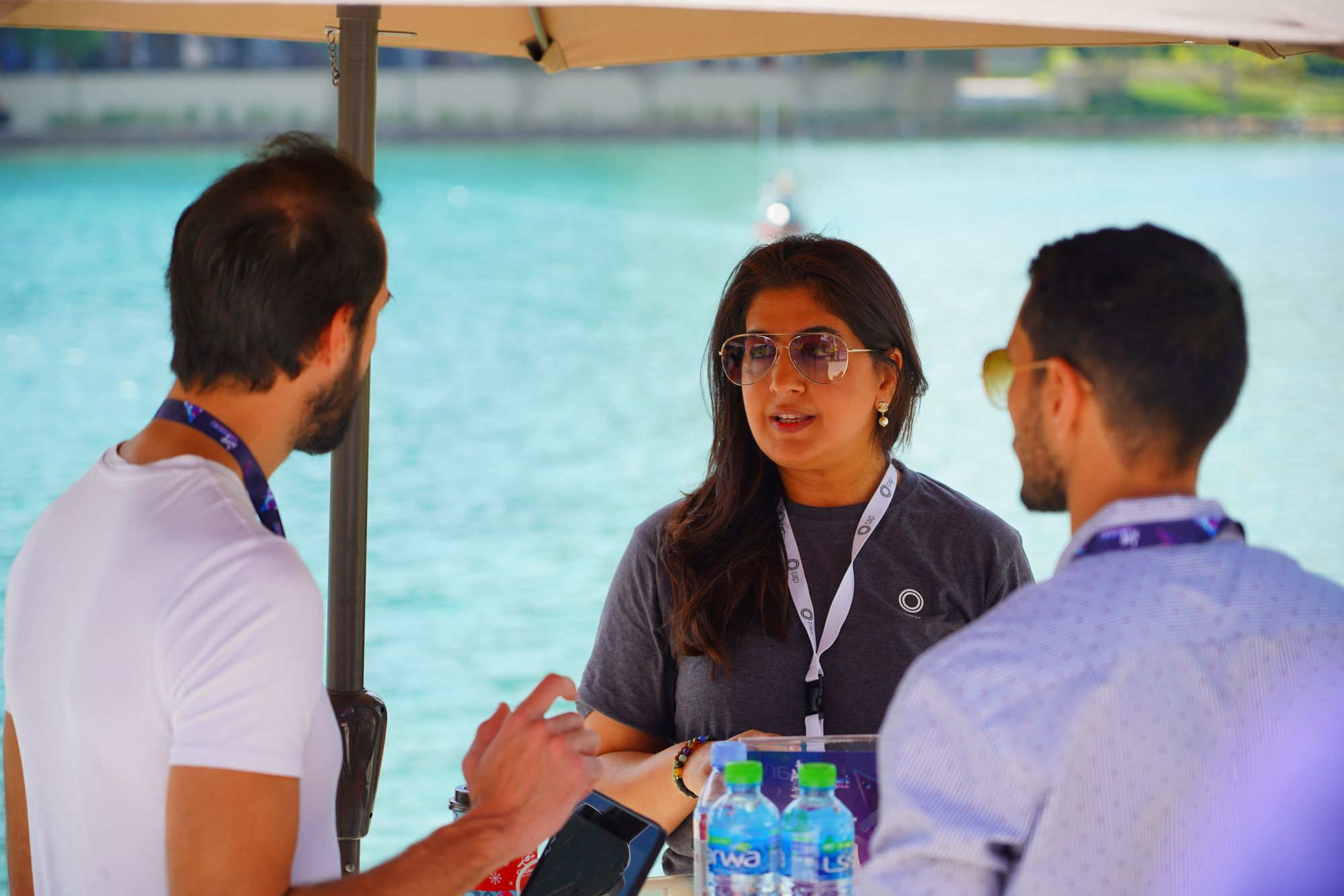 عزرا أحمد من تاب للمدفوعات في ستيب ٢٠٢٣