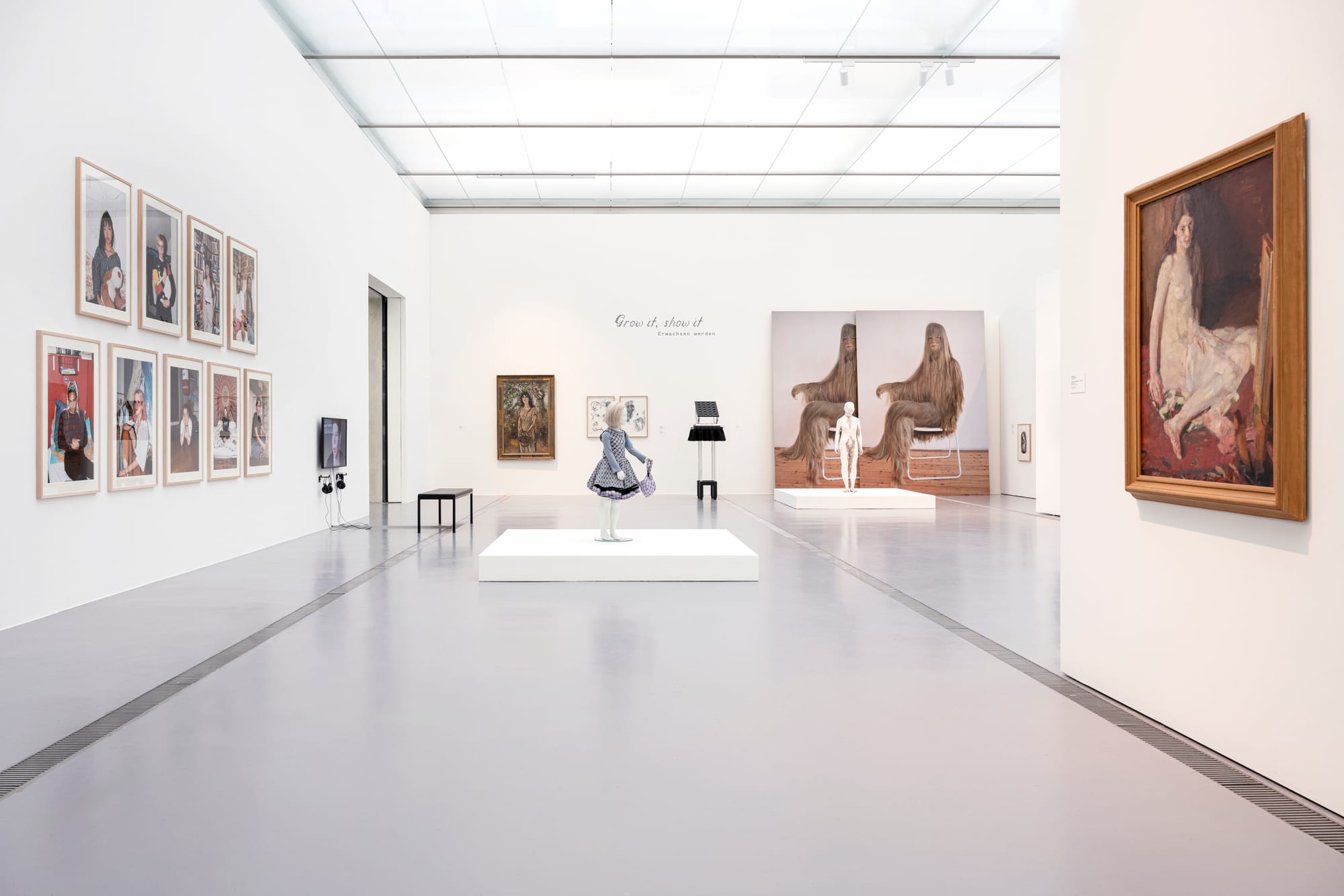 Exhibition view, Violetta Walkobinger