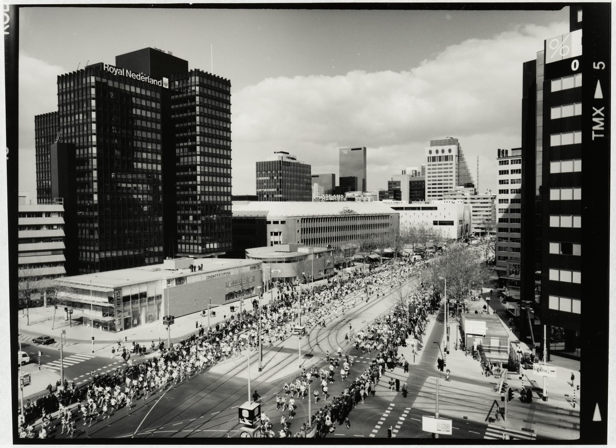 Churchillplein, 1997 From the series Op grond van Rotterdam, 1997