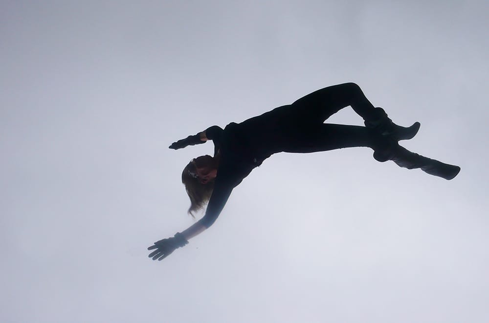 Eva Schlegel, in between, 2011 (video still)