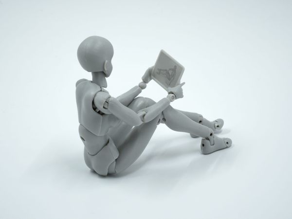 EU bans the bots: Commission bars ‘AI agents’ from joining online meetings
