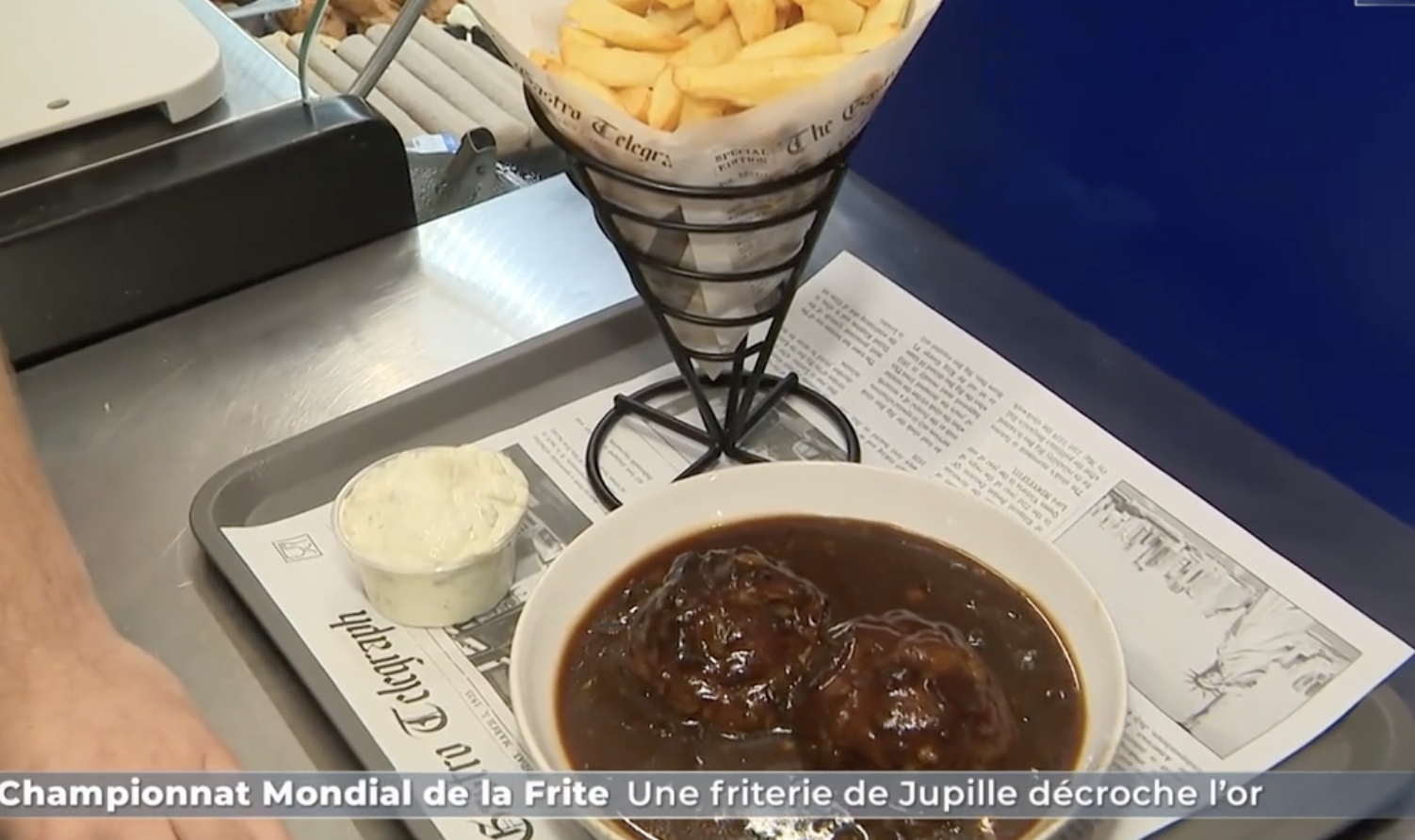 Jason Meekers 與母親在國際薯條大賽獲得世界薯條冠軍