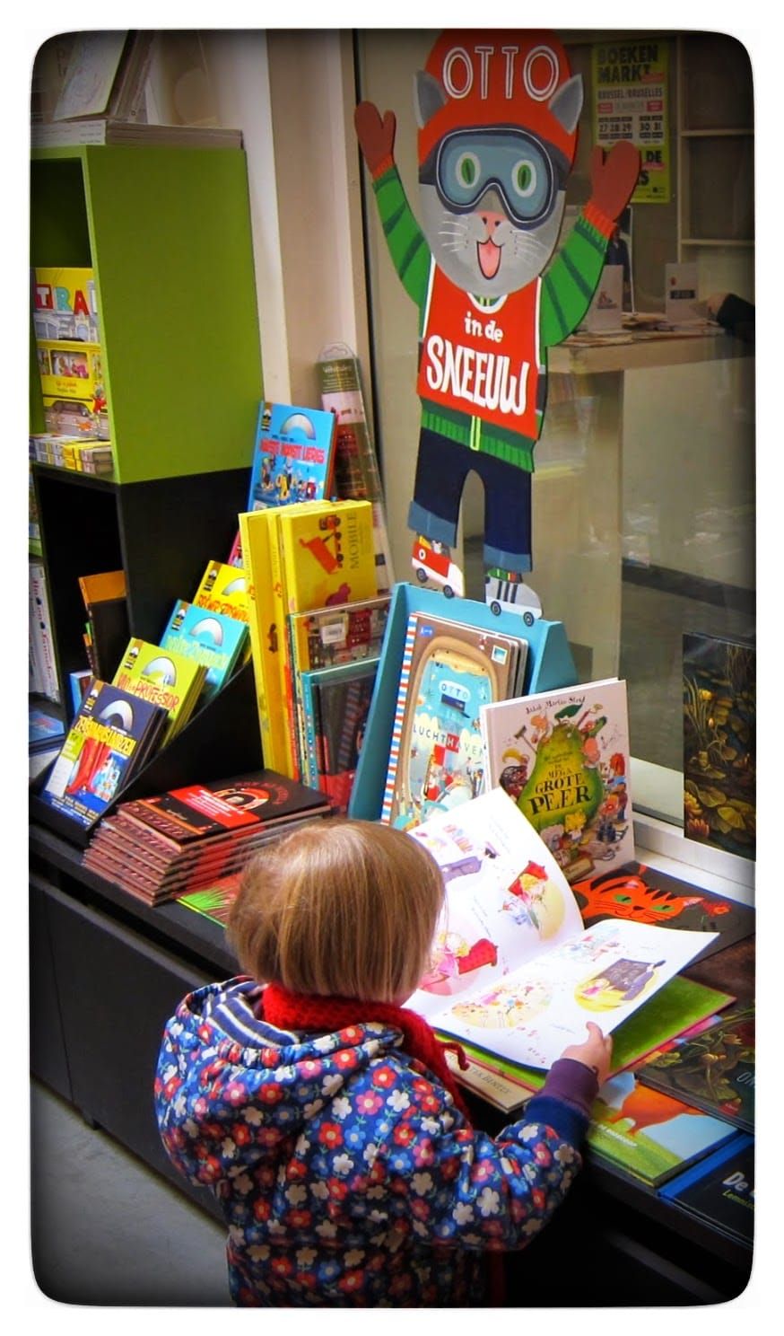 時尚大道上的文學護照 帕薩波他書店 (Passa Porta)