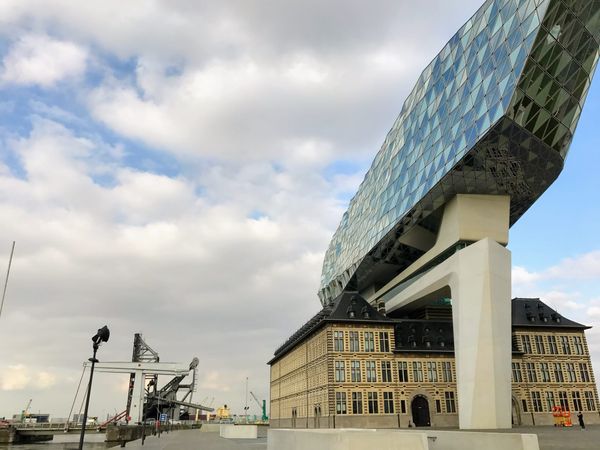 Zaha Hadid剪裁安特衛普港口新衣裳