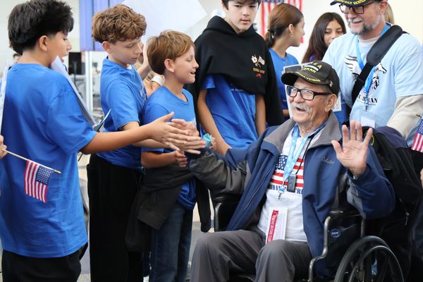 PHOTOS: 84 veterans fly to Washington, D.C. to tour the memorials they helped secure