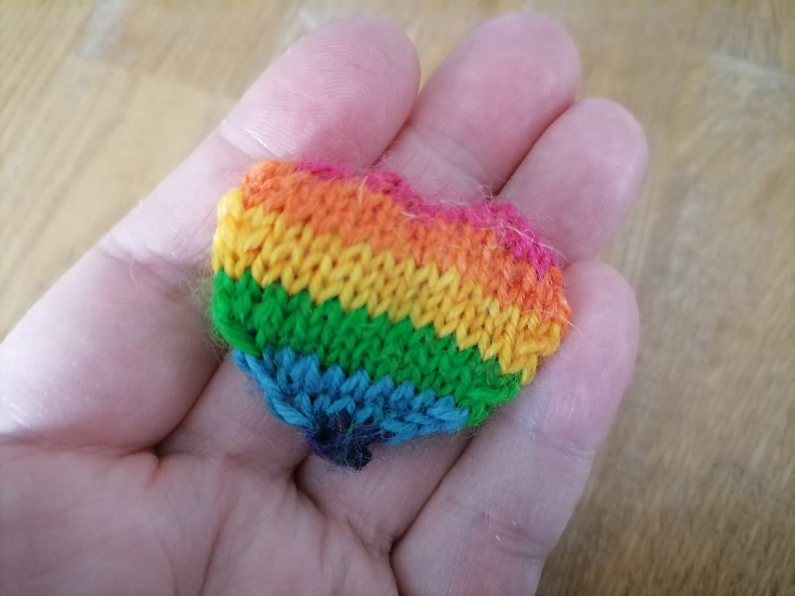 tiny adorable rainbow Pride heart knit by Raveler tiinav