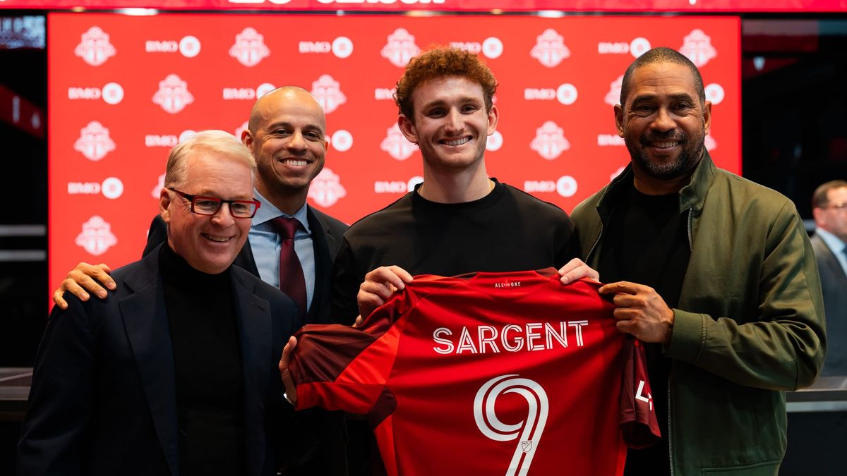 Sargent arrives, the Fire break ground & more