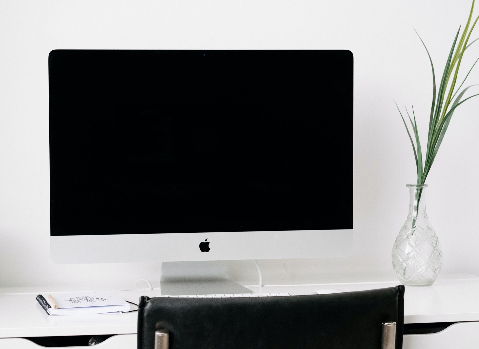 Exploration Weekly - TikTok Counts 689M Users Worldwide / SESAC Inks Licensing Deal with RMLC / Spotify Expands Discover Weekly Sponsorship to EMEA