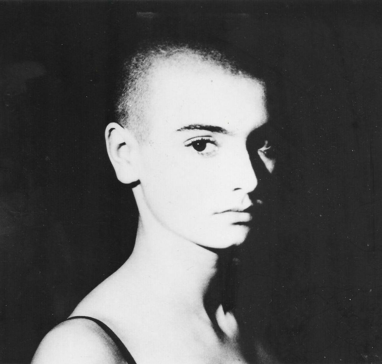 Exploration Weekly - Fallece a los 56 años la cantante irlandesa Sinéad O'Connor / Los ingresos publicitarios trimestrales de YouTube alcanzan los 7.700 millones de dólares / Se reanudan las conversaciones para la venta de BMI