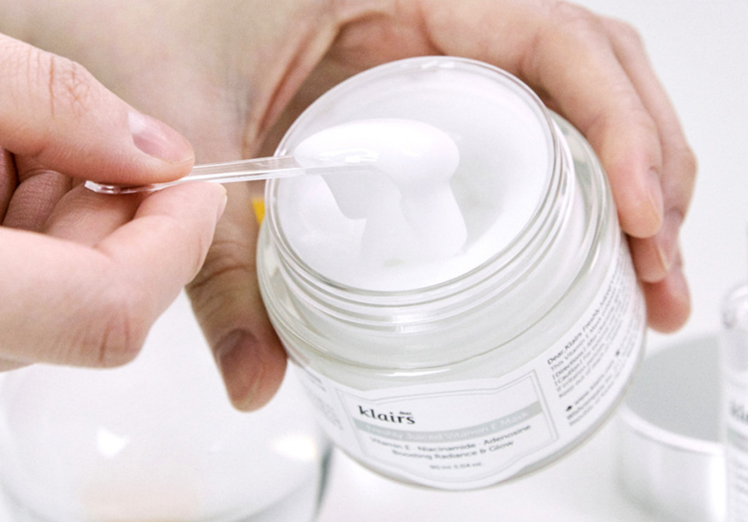 Dear Klairs Freshly Juiced Vitamin E Mask — mascarilla en crema que se toma con espátula