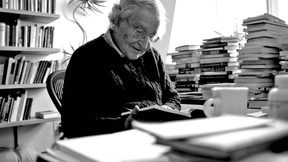 #124: Recollections Of A Wild Man In The Wings – Noam Chomsky