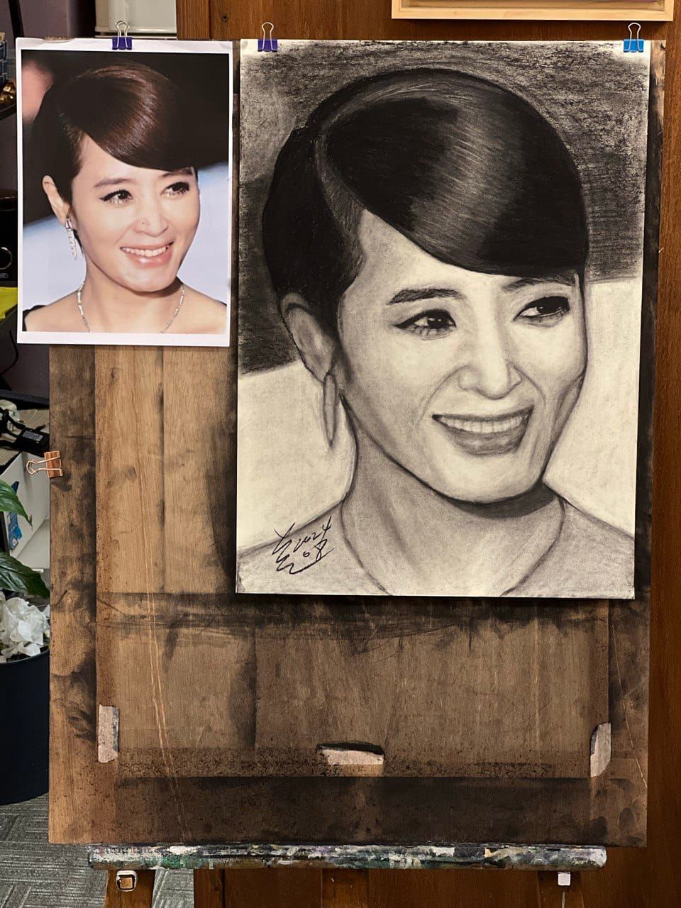 김혜수_목탄&콩테