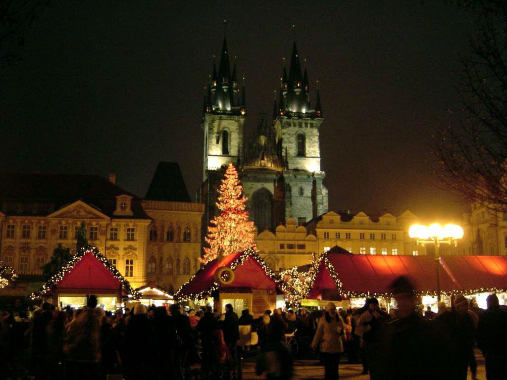mercatini di Natale Praga Piazza della città Vecchia