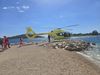 VIDEO: DRAMA NA ŠOLTI Ispražnjena cijela plaža, micali se stolovi da sleti helikopter! Svjedoci u šoku: "Sve je bilo kao na filmu"