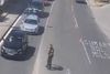 KAOS NA BRAČU Na terenu policajci jer promet je toliko gust!