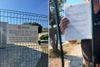 „Plati 5 eura ili nema kupanja!” Poznati zadarski aktivist zaustavljen na ulazu u plažu u Petrčanima, pa zatražio hitne odgovore institucija!