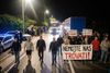 Istrijani blokirali cestu prema cementari: "Nema više otpada iz Gospića, ovo je tek početak!"