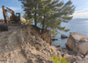 GRAD OMIŠ: "Bageri uz more u Omišu grade biciklističko - pješačku stazu, uređuje se plaža i  kupalište"
