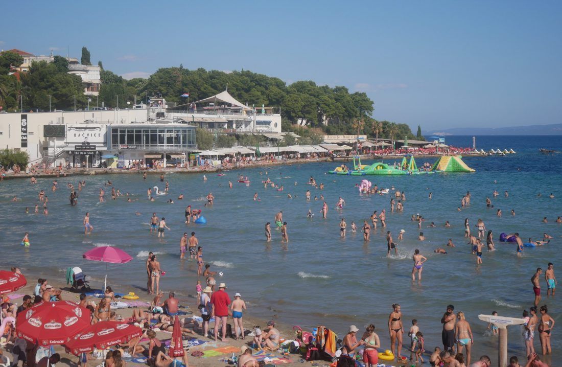 Bačvice plaže d.o.o. u stečaju, imovina im "neunovčivi kiosk, dva tuša i stari tepih"