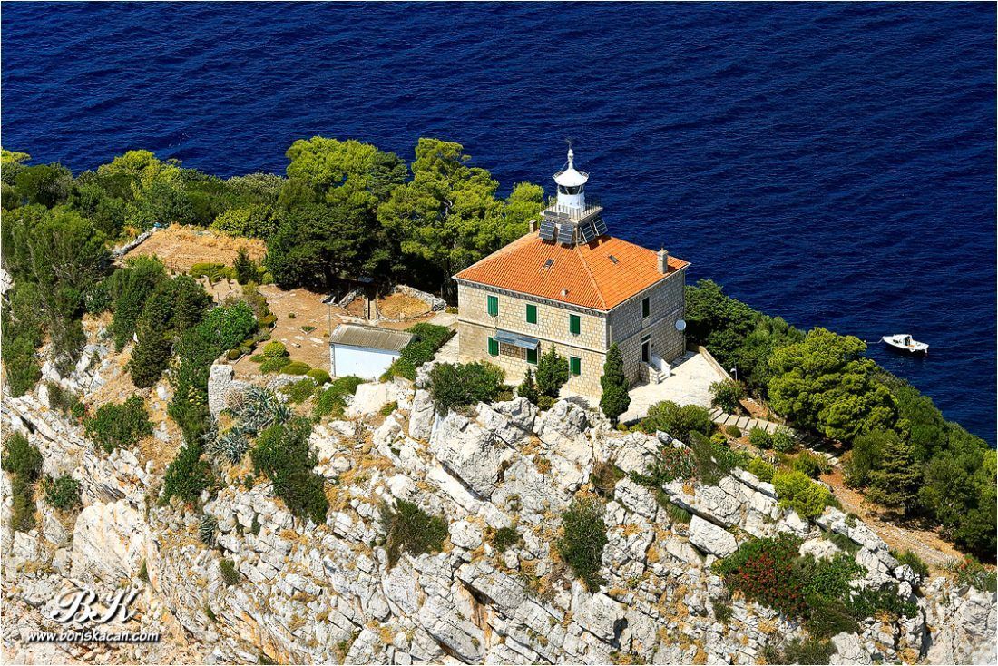 Povratak svjetioničara na svjetionik Sveti Andrija kod Dubrovnika