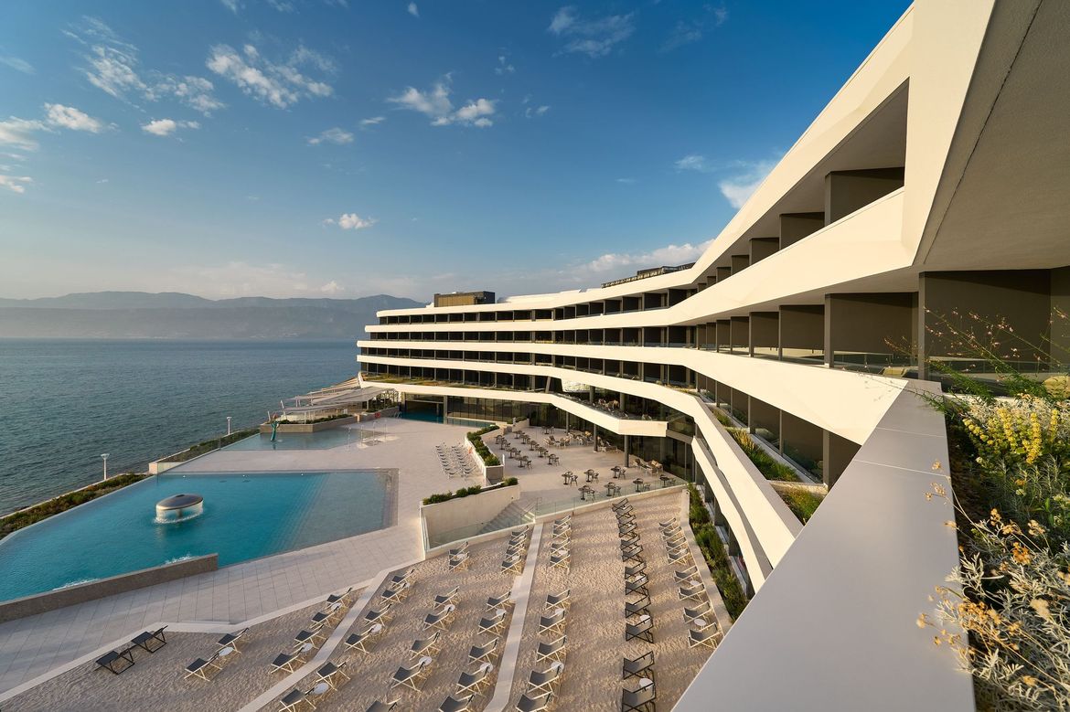 Mirovinski fondovi kupili velebni hotel u Postirama