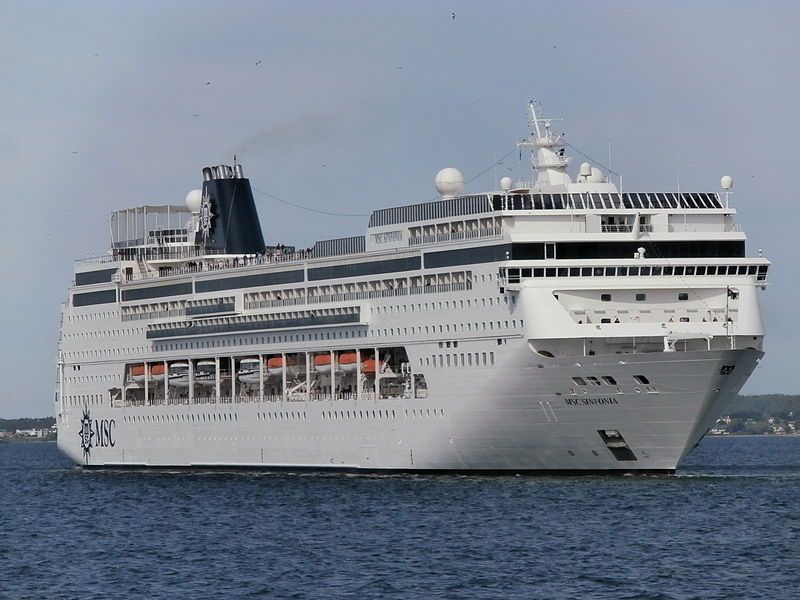 Impozantni kruzer MSC Sinfonia uplovio u Rijeku - Na njemu je 700 članova posade i više od tisuću putnika