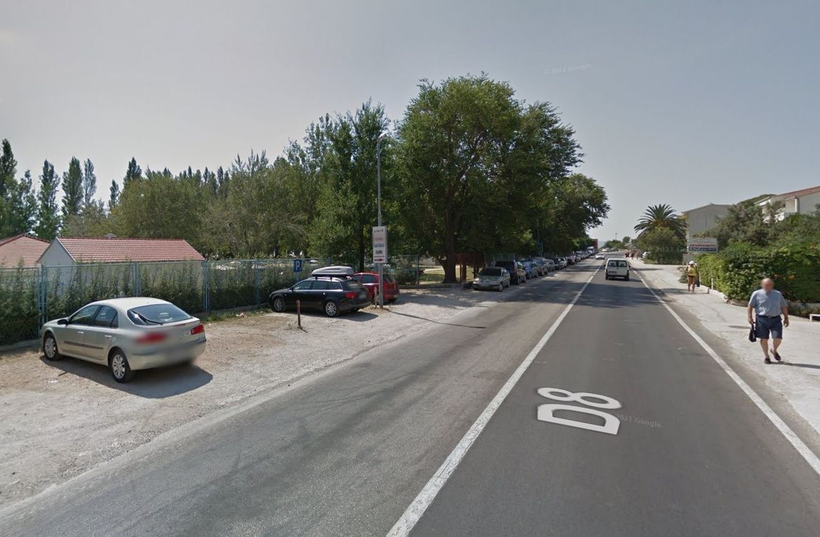 Teška prometna nesreća u Omišu, više osoba ozlijeđeno