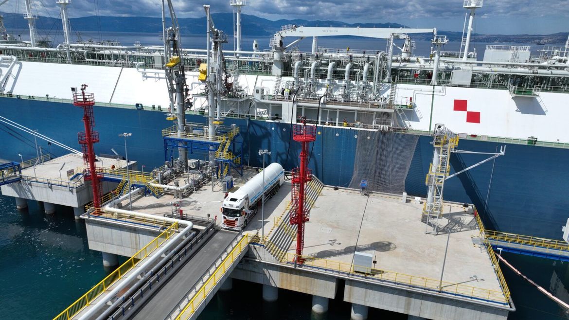 Prosvjed protiv ulaganja u LNG i plinsku infrastrukturu