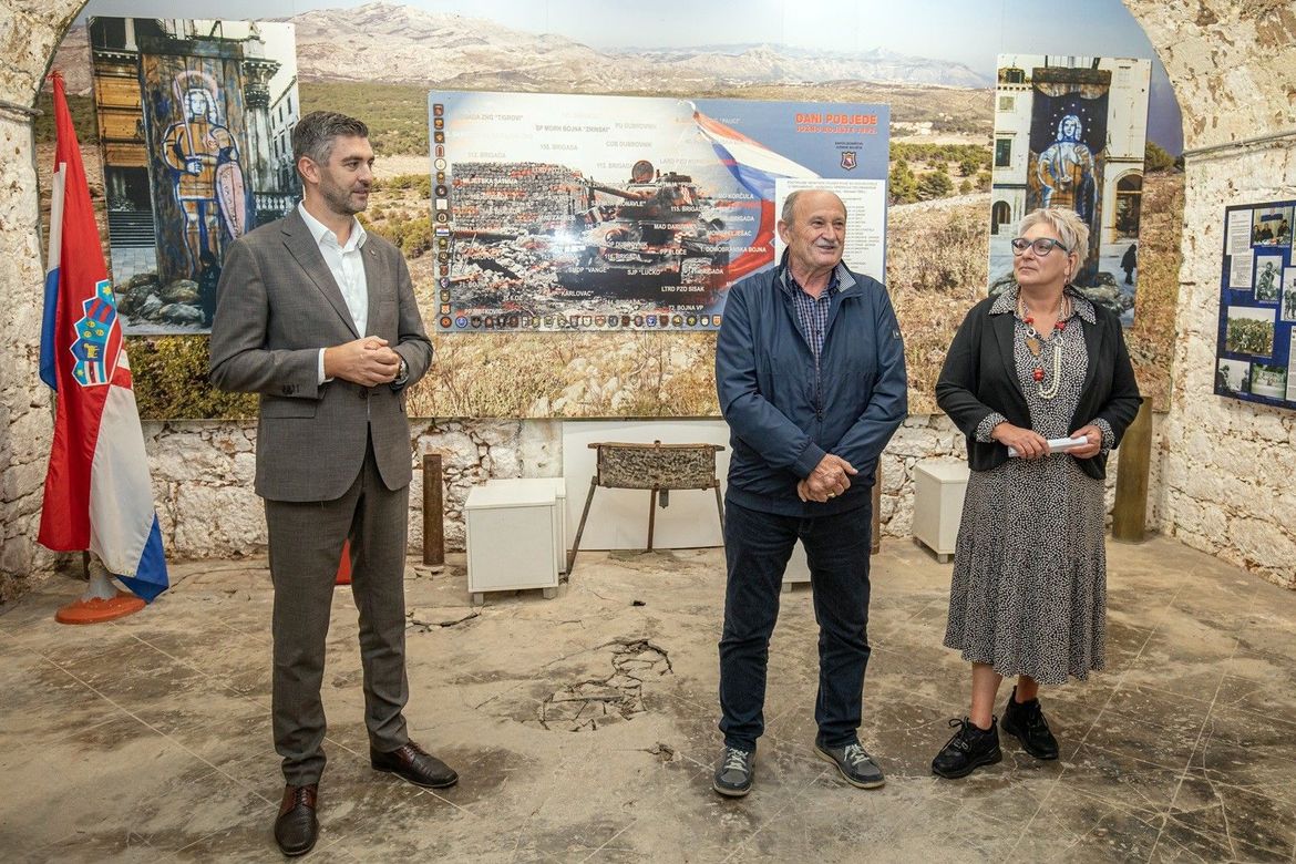 Otvorenjem izložbe u tvrđavi Imperijal započeo program obilježavanja 30. obljetnice oslobođenja juga Hrvatske i uspješne deblokade Dubrovnika