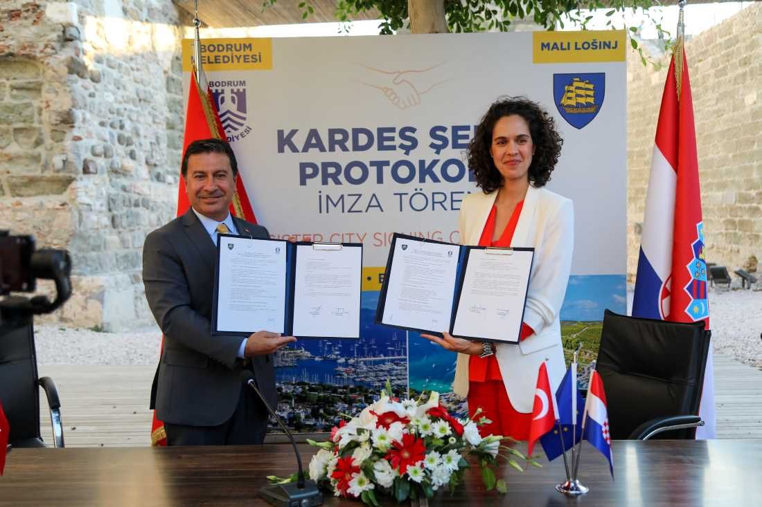 Potpisan sporazum o bratimljenju Malog Lošinja i turskog Bodruma