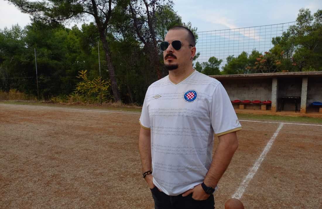 Jedini reper sa otoka Hvara vratio se sa pjesmom o majstorima s mora