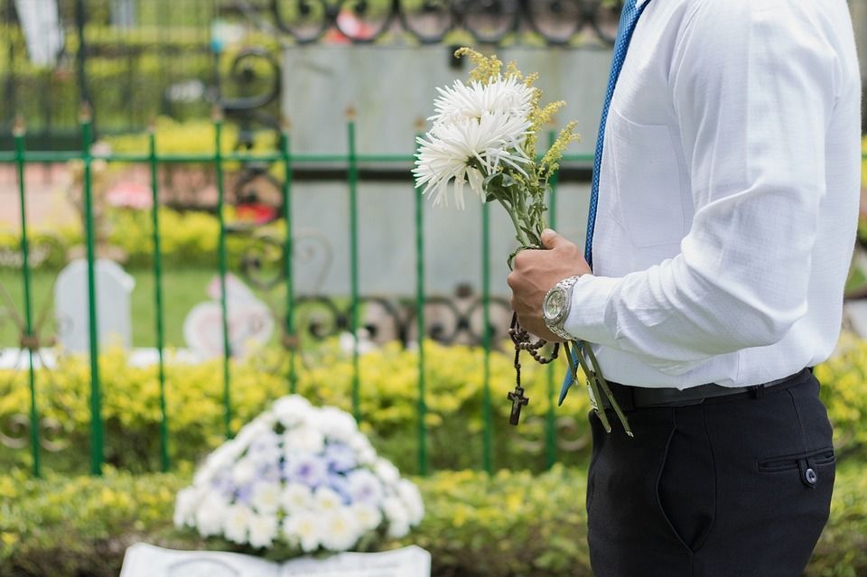 MUP izdao upozorenja i savjete građanima za Blagdan Svih svetih