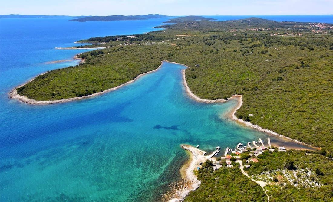 VELIKI TURISTIČKI PROJEKT NA UGLJANU Slovaci čiste šumu i grade 40 vila na 77 tisuća kvadrata!