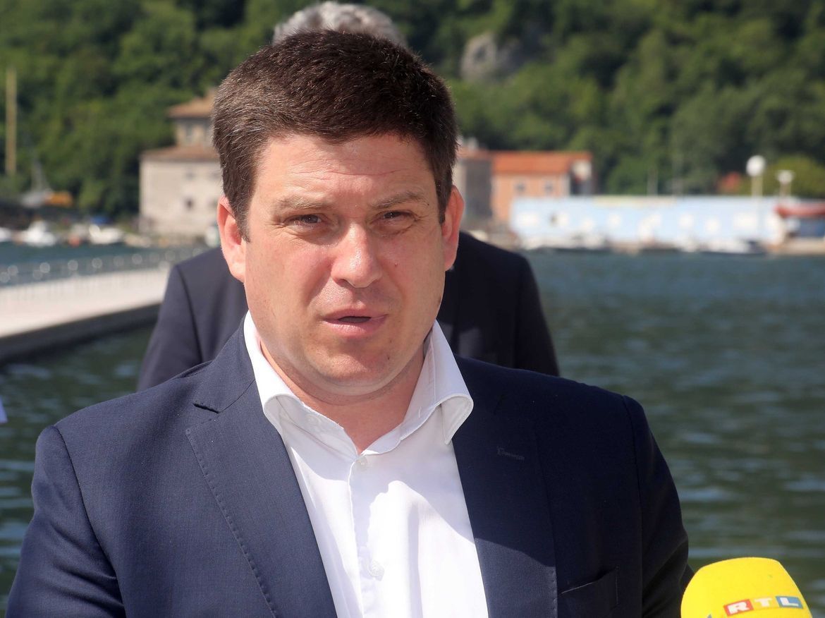 Butković najavio sniženje cijena goriva!