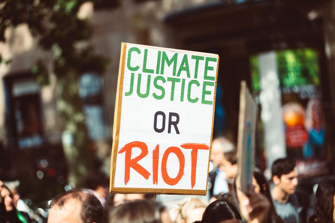 Klimatski marš za opstanak: "Jedina solucija? Klimatska revolucija!"